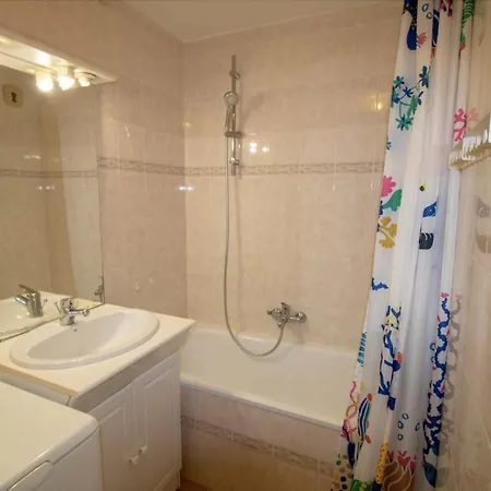 Lejlighed Nice 25 M Bright With Balcony And Pool